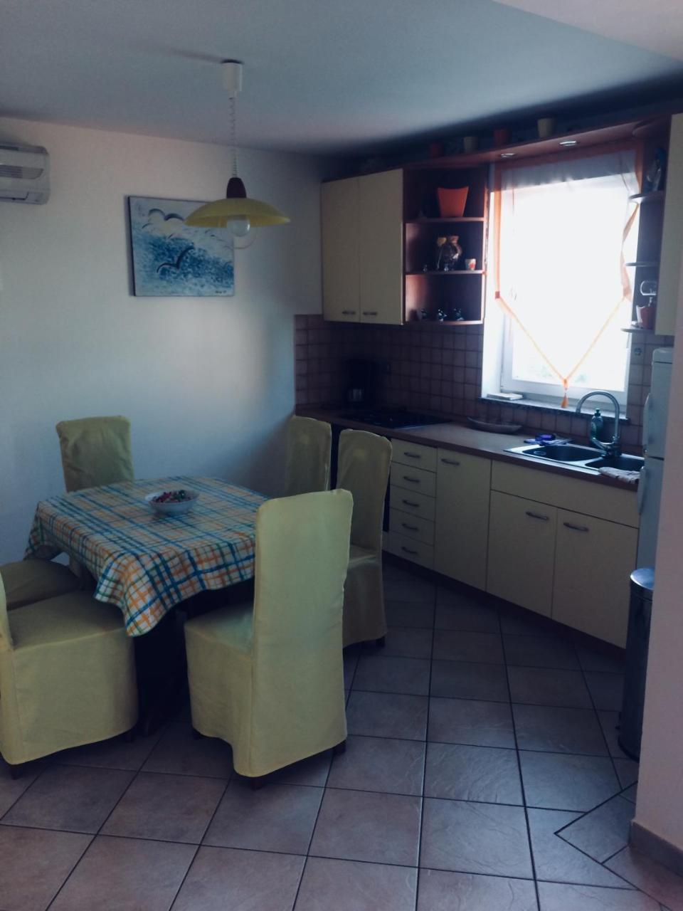 Vito & Rocco Apartment Малинска Экстерьер фото